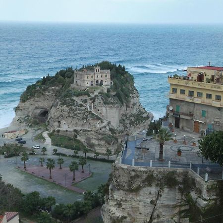 Hotel Alexander سانتا دومينيكا المظهر الخارجي الصورة