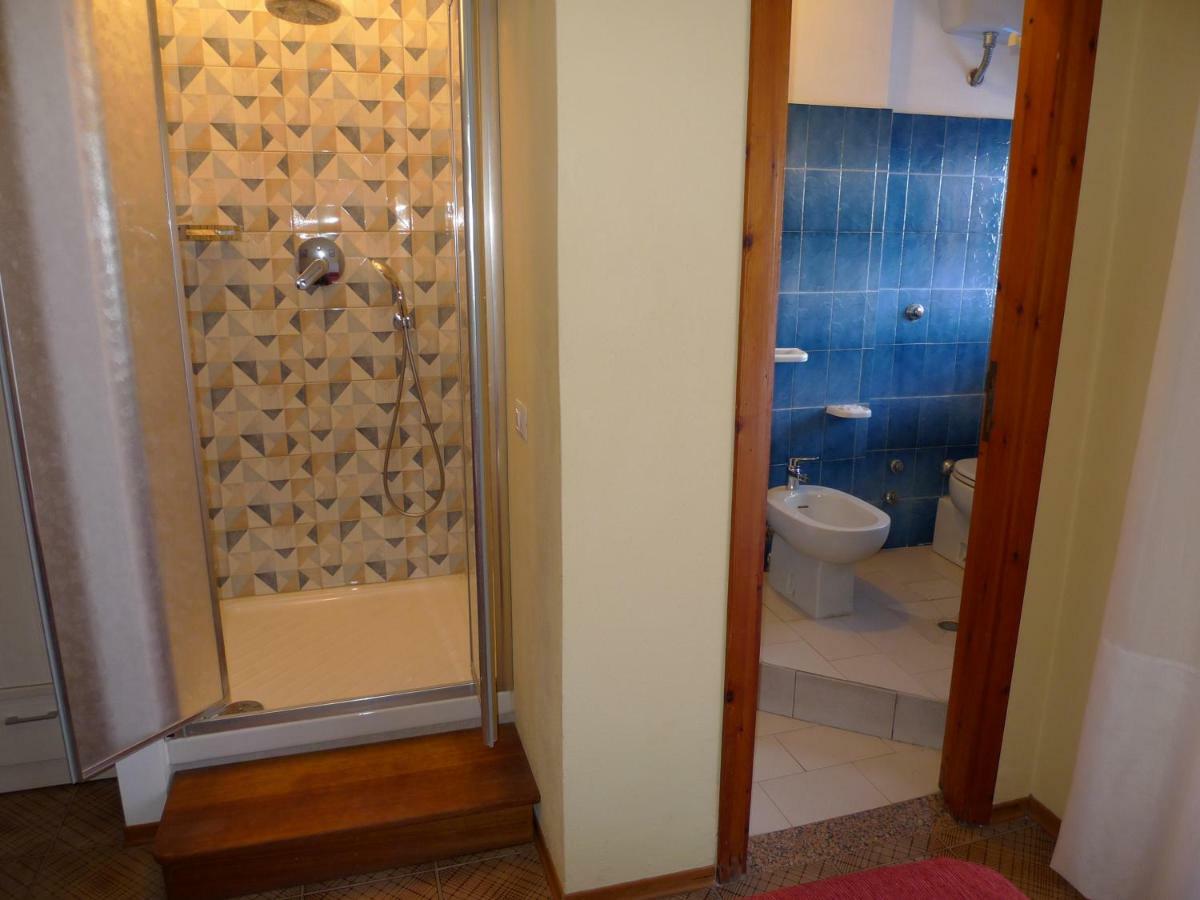 Hotel Alexander سانتا دومينيكا المظهر الخارجي الصورة